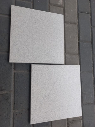 GRES TECHNICZNY JASNO SZARY 30X30 12mm GAT.1
